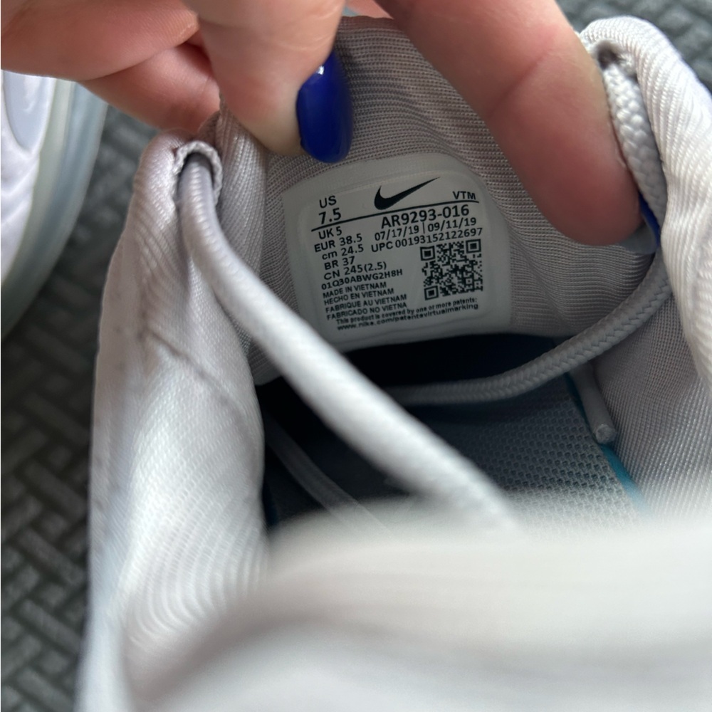 Nike Air Max 720 Vast Wolf Grey Women’s Size 7.5 - Picture 7 of 9